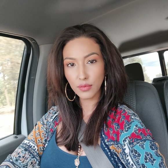 Hello, all you beautiful Poshers❣️ - Picture 1 of 2